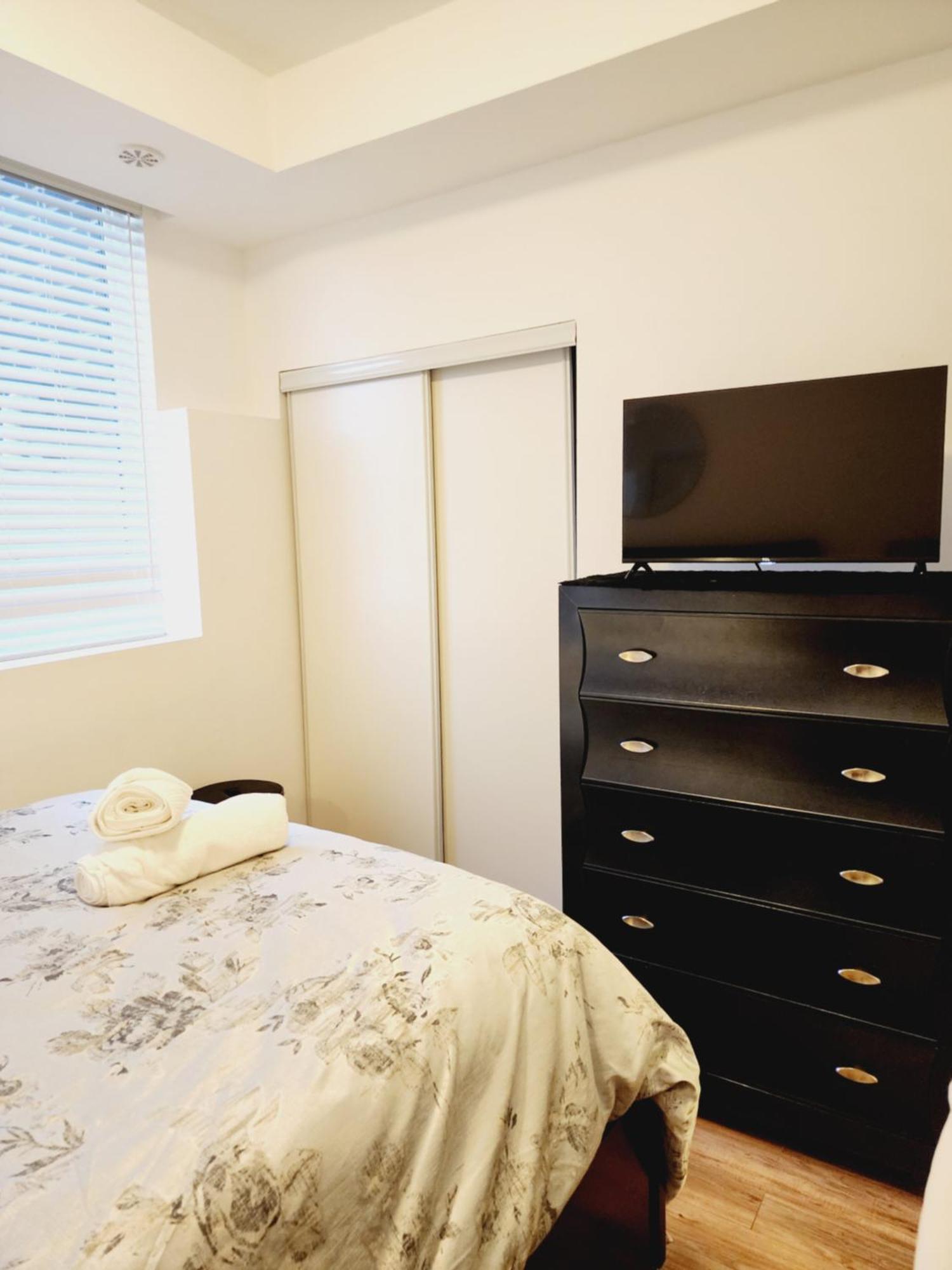 Ferienwohnung Beautiful Townhouse Near Yorkdale Mall, Wilson Subway Toronto Exterior foto